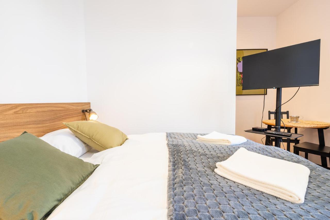 Apartamento Elegant Very Berry In Center By Renters Poznań